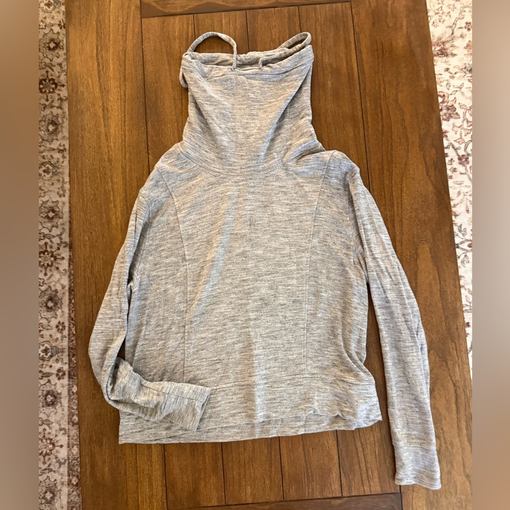 Athleta Light Gray Hooded Long Sleeve Top